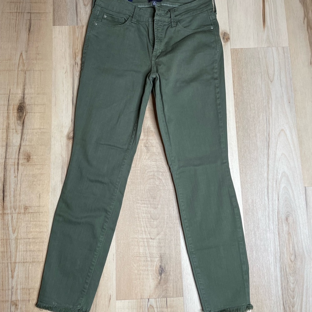 NYDJ Natural Green Colored straight leg jeans
